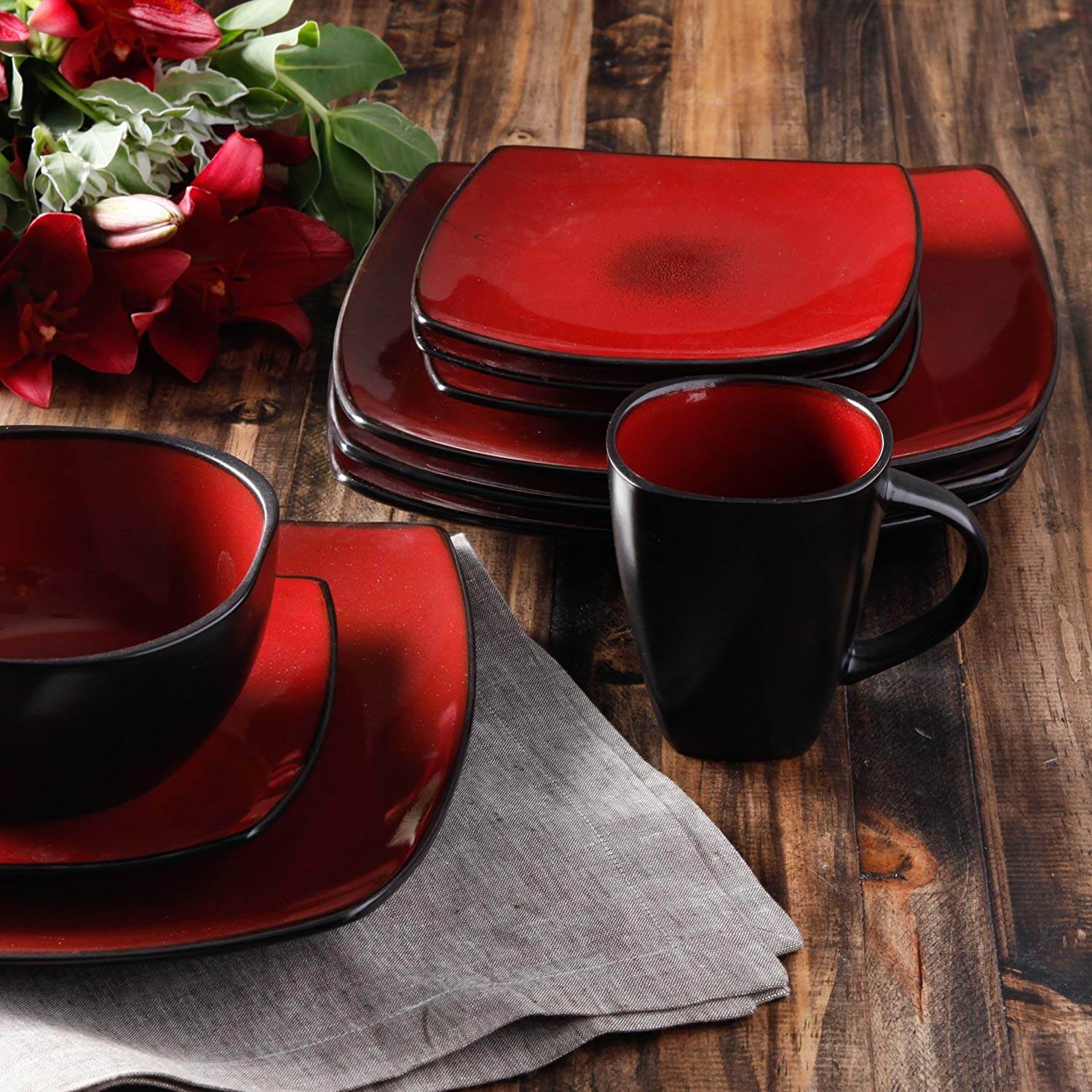 5 Tips for Organizing Your RV for an Uncluttered Trip