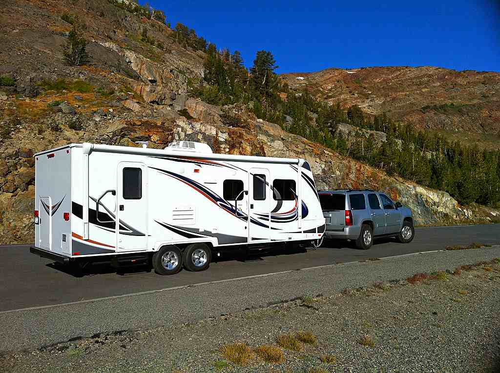 6 Benefits of Living in an RV Full Time